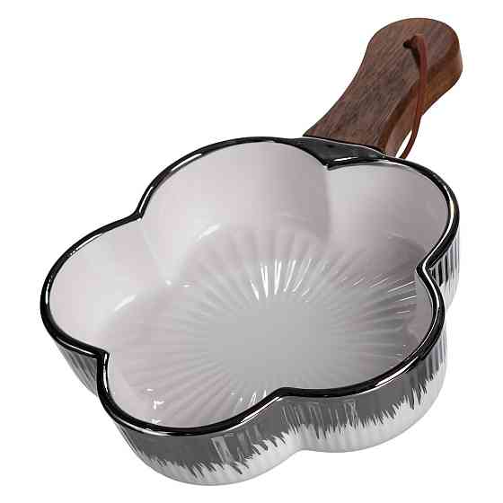 Глибока фарфоровая тарілка з ручкою "Цветок" 24×16 см Київ