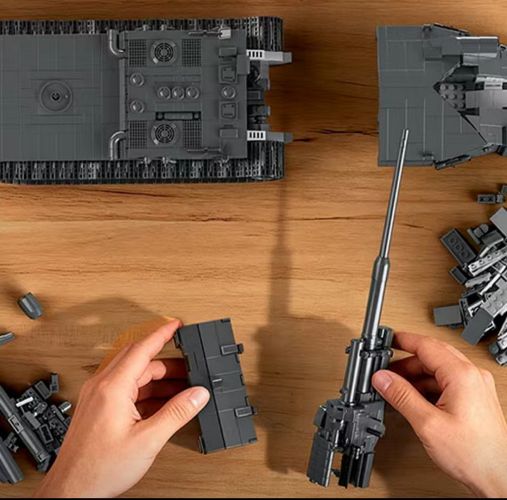 Конструктор  Waffenträger E-100 — 2036 деталей, масштаб 1:28, сумісний з LEGO Technic Київ - фото 6