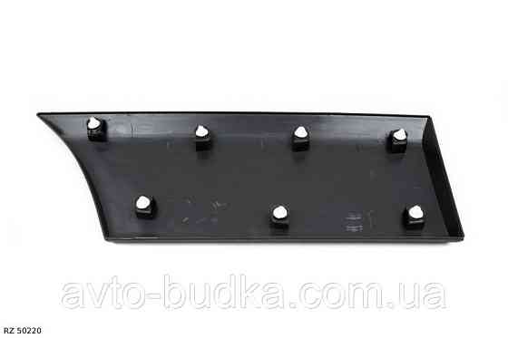 Молдинг кузова перед заднім колесом зліва (середня колосная база)на Рено Майстер III 10-> Expert Line RZ50220 Київ