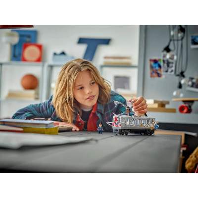 Конструктор LEGO Super Heroes Человек-паук против Дока Ока: Сцена в метро (76321) Винница - изображение 2