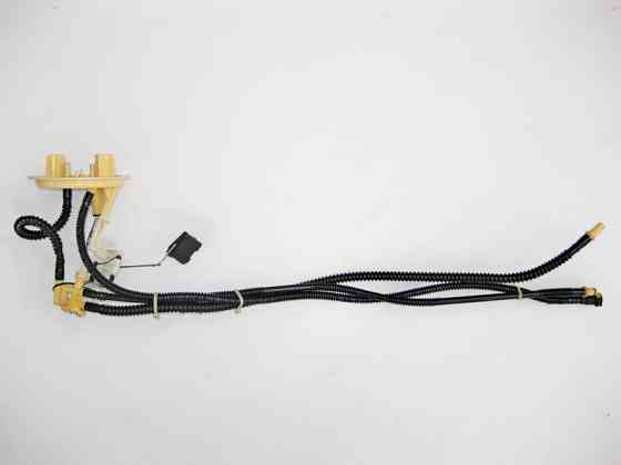 Mercedes-Benz  A2124700794 Кріпильна пластина з датчиком рівня палива в баку зліва E-Class W212 CLS C218 Одеса