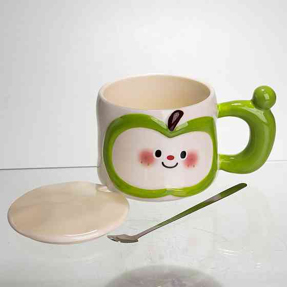 Yiwu Чашка порцелянова 400 (мл) з кришкою та ложкою, оригінальна кружка на подарунок чашка для Коломыя