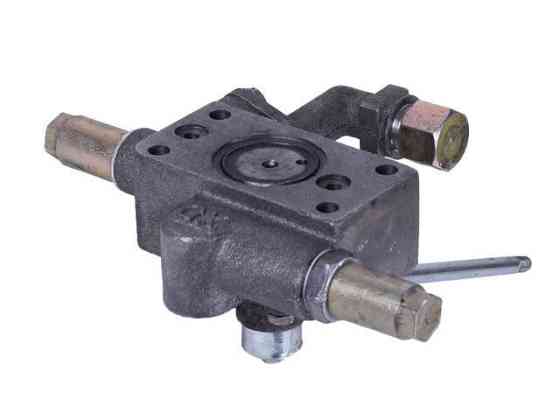 Розподільник із краном для трактора Хінтай 120, 2 Мукачево