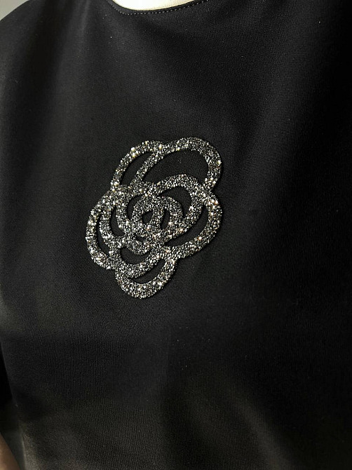 Костюм жіночий Saint Wish 385 футболка з шортами квітка камінці оверсайз чорний, чорний, XL Київ - фото 16