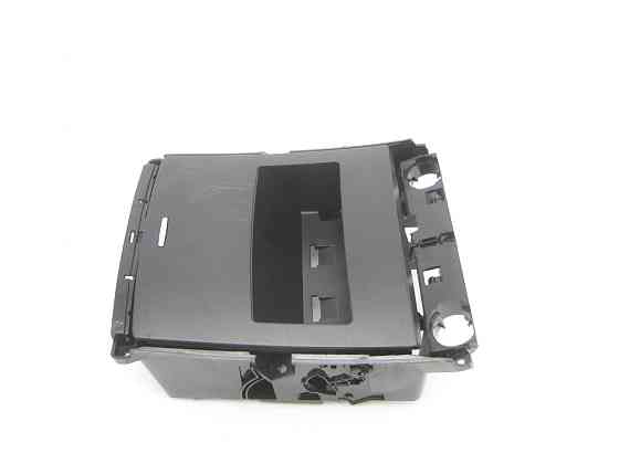 Mercedes-Benz  A1666803502 9051 Речовий відділ у підлокітнику для задніх пасажирів ML/GLE W166 GLE Coupe C292 GL/GLS X166 Одесса