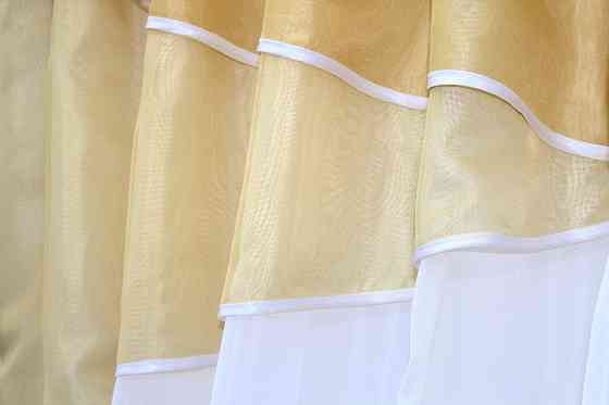 Кухонные шторы VR-Textil № 091к с ламбрекеном и подвязками золотистый с белым 270х170 см (50-866) Киев