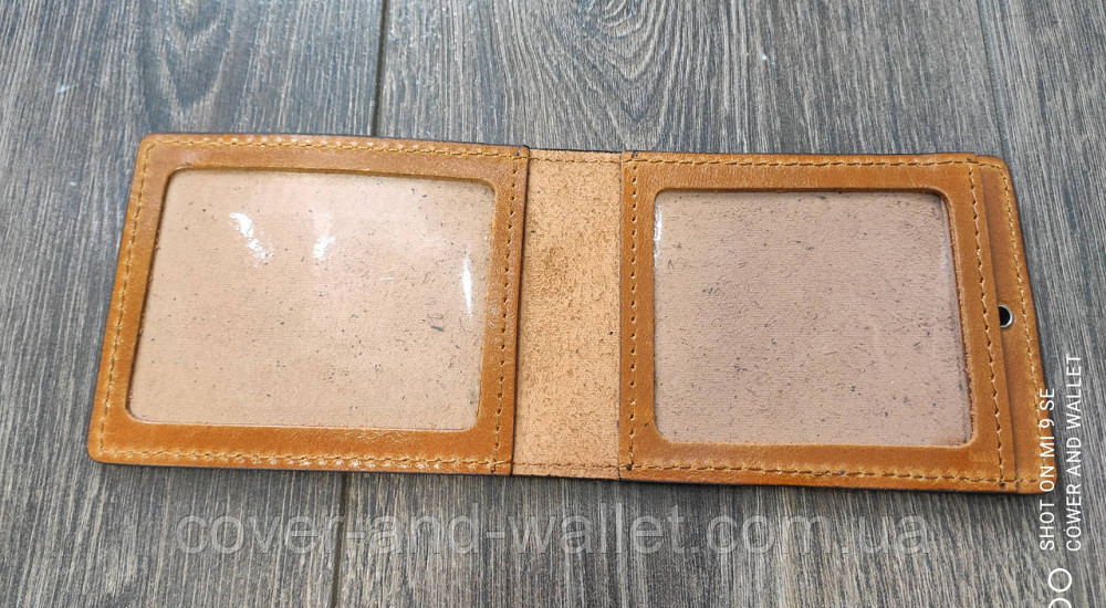 Горизонтальна шкіряна обкладинка на посвідчення України жовтого кольору Puos Київ - фото 5