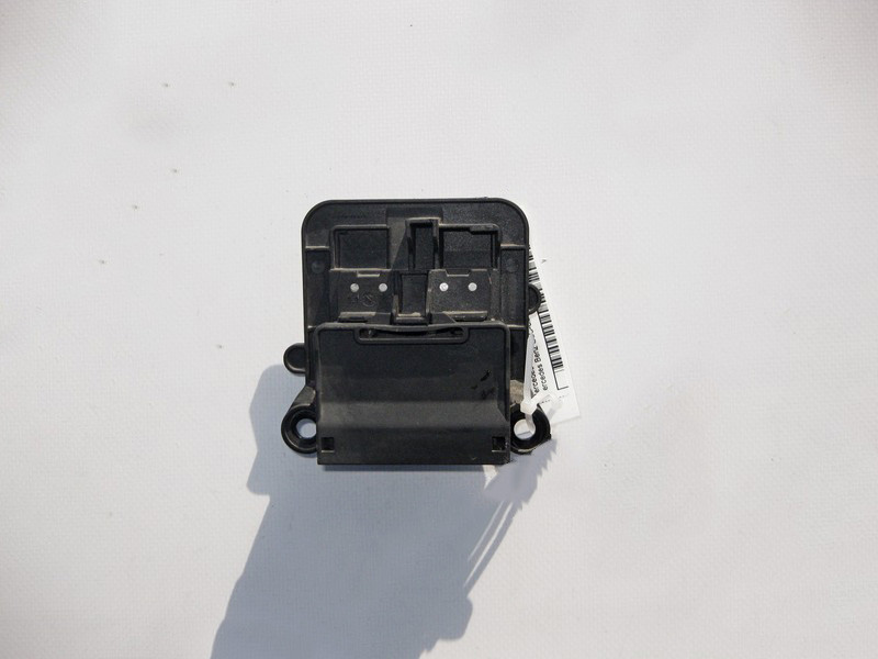 Mercedes-Benz  A2055457500 З'єднувач силових електропроводів на моторному щиті E-Class W213 C238 C-Class W205 CLS C257 Одесса - изображение 2