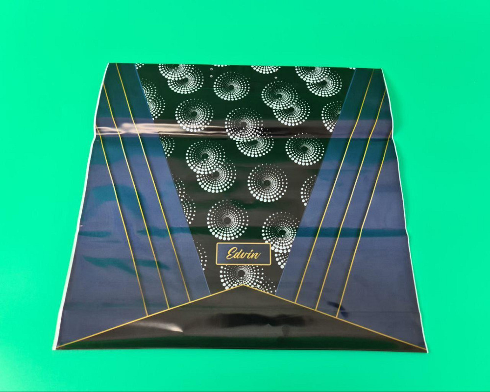 Полиэтиленовый пакет (40х40) с пластиковой ручкой