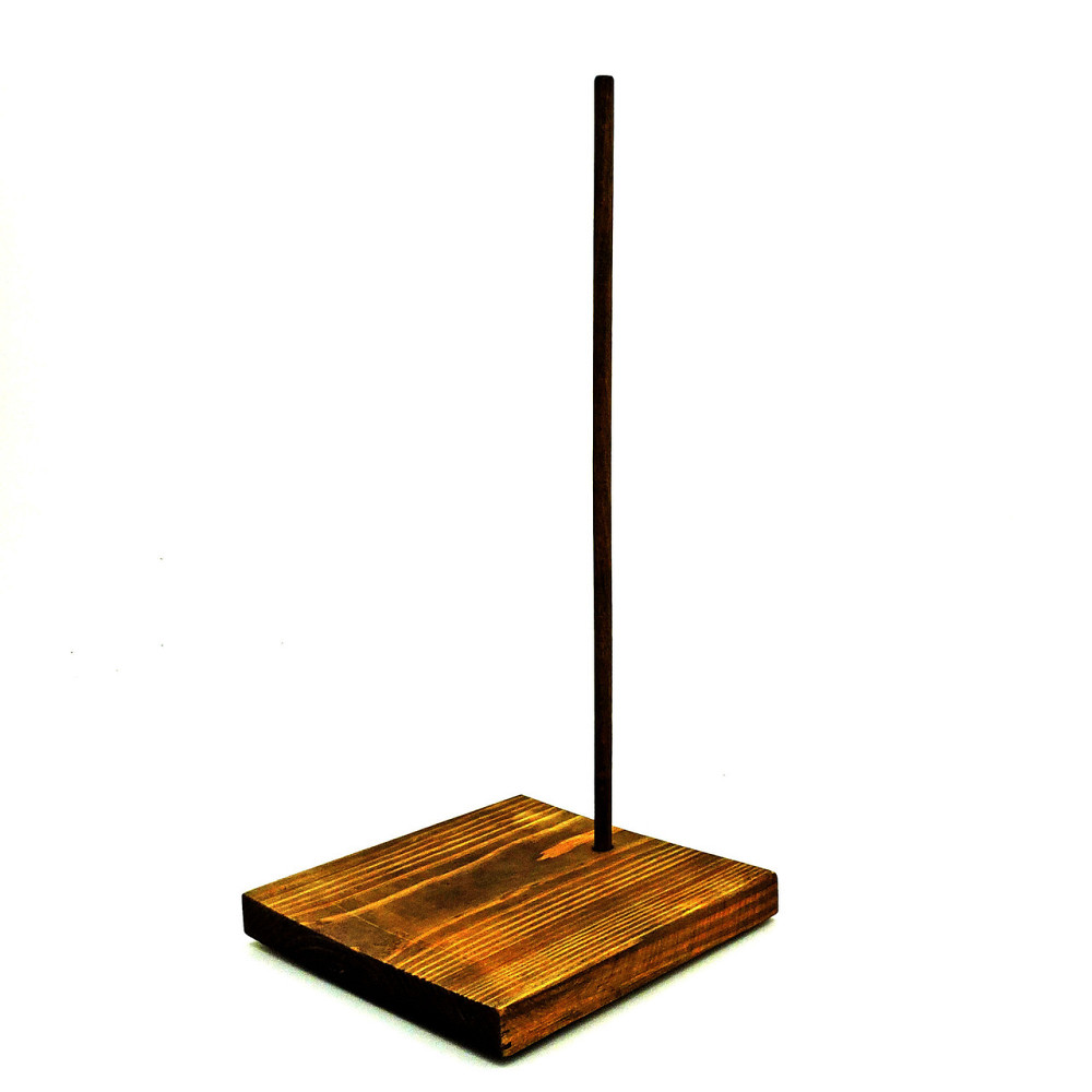 Подставка для кукол 