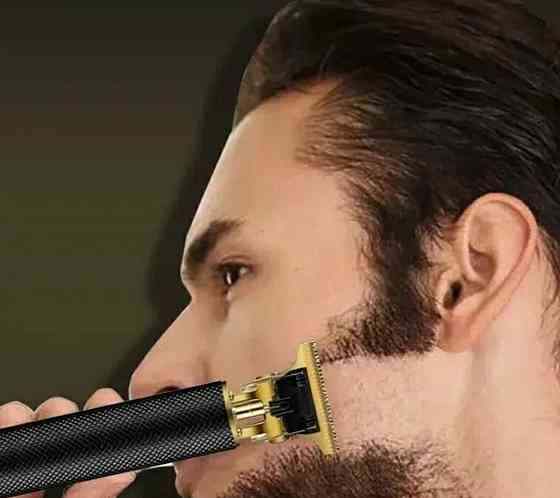 Машинка (триммер) для стрижки волос и бороды , 4 насадки. Киев