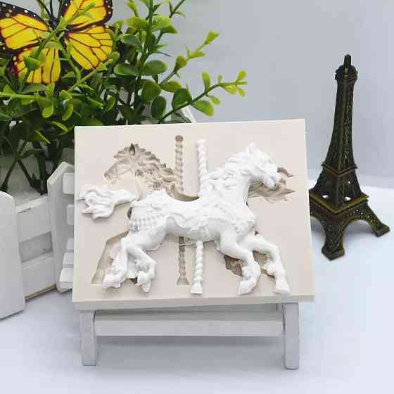 Силиконовая форма Лошадь 97 на 75 мм серый Киев