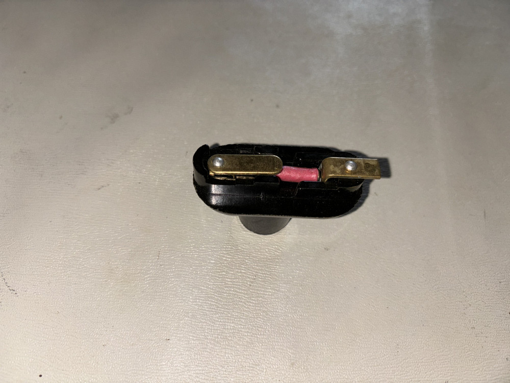 Бігунок розподілювача запалювання безконтактний (з гумосом) ГАЗ-53, ЗІЛ-130. Харків - фото 3