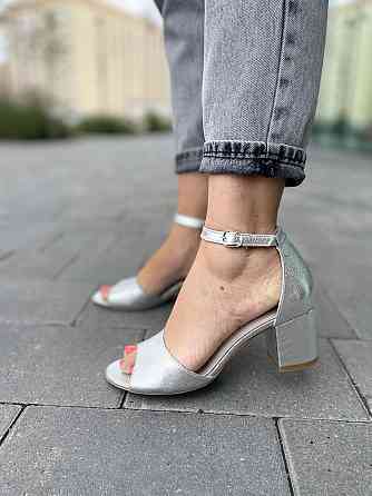 Nivelle Босоніжки жіночі NIVELLE 1468/6015-6033 срібні (літо, шкіра натуральна) (3704) лише 37р Коломия