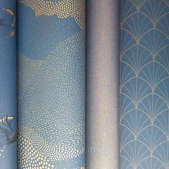 Шпалери вінілові на флізелін Caselio The Place to bed 0.53х10 м геометрія фігури золотисті смуги на синьому 3д Київ