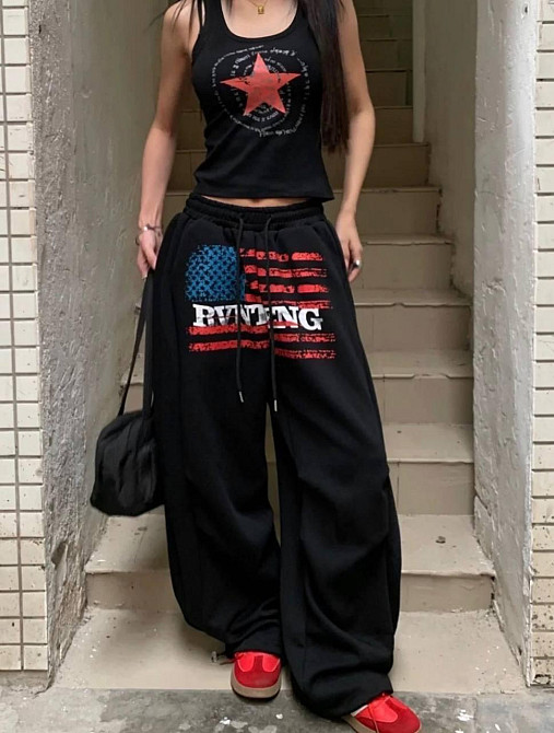 Жіночий принтований костюм оверсайз: приталена майка та максі штани з фіксаторами Одеса - фото 1