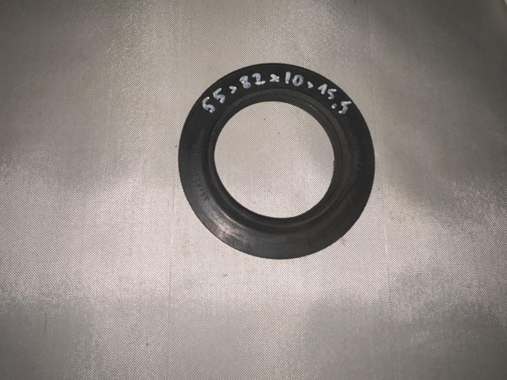 Сальник хвостовика заднього моста ГАЗ. 55х82х10х15.5 мм. Харків - фото 1
