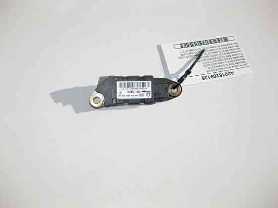 Mercedes-Benz  A0018209126 Датчик удару Bosch CLS C219 E-class W211 C-class W203 CLK Coupe C209 SLK R171 CL C215 S-class short W220 SLR McLaren C199 S Одесса