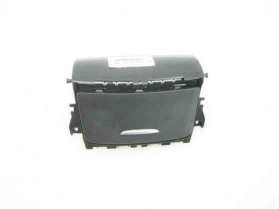 Mercedes-Benz  A1768100079 9H44 Корпус попільнички з кришкою в передній частині підлокітника + A1698200451 розетка прикурювача CLA C117 GLA X156 A-cla Одесса