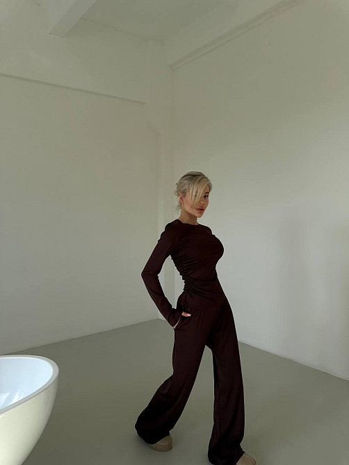 Жіночий базовий прогулянковий костюм двійка: лонгслів і штани турецький мікродайвінг Одеса - фото 7