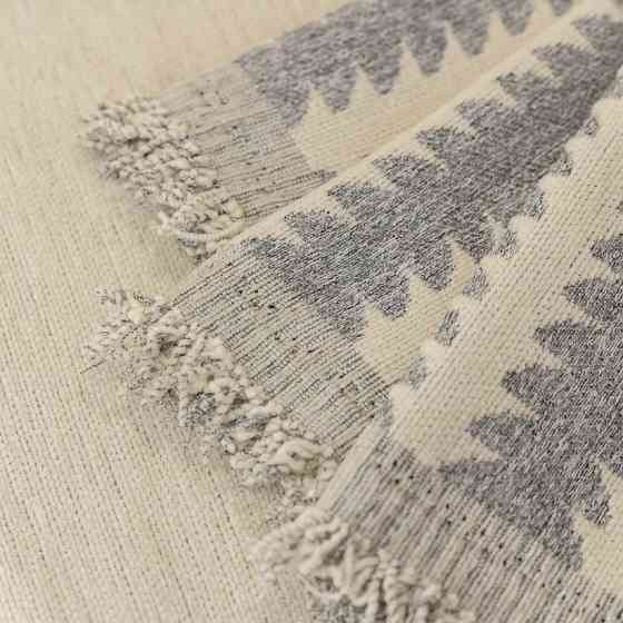 Плед покрывало для дивана и кровати,чехол накидка для мягкой мебели 180х230 см,бело-серый с узором Каменец-Подольский