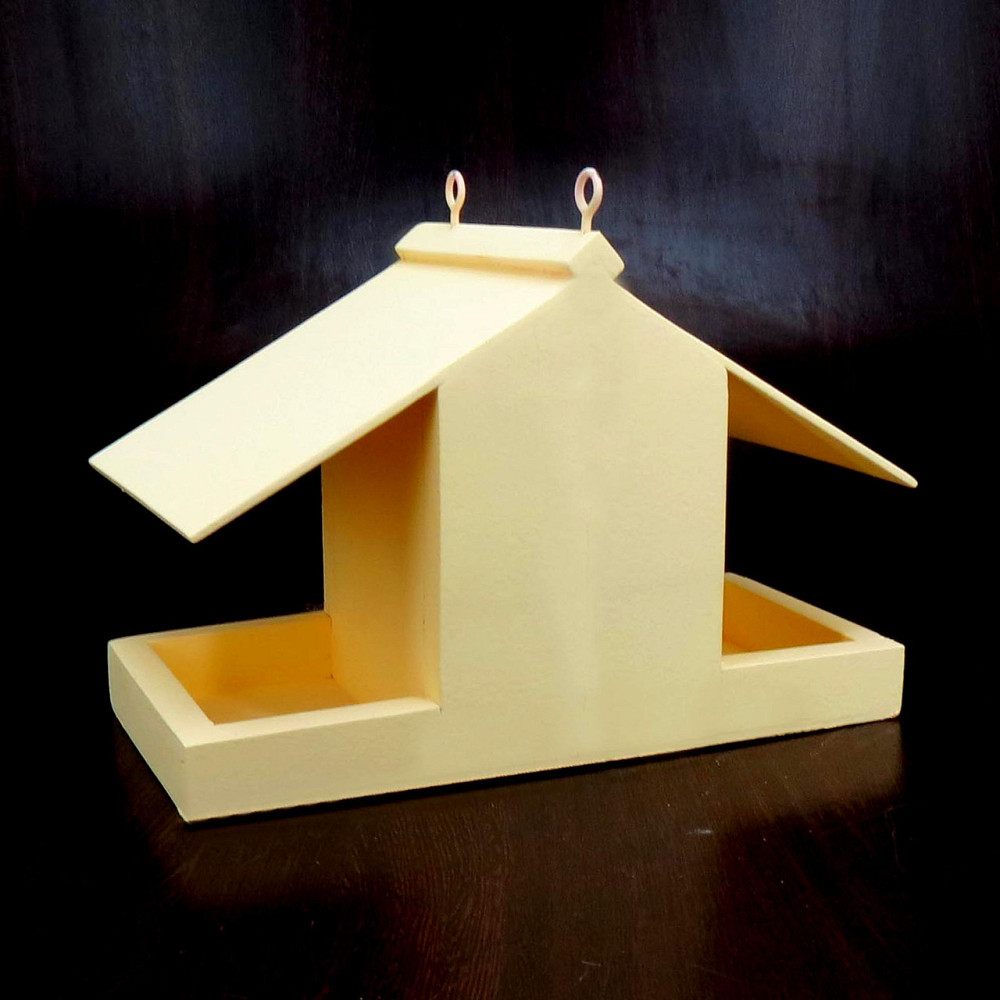 Кормушка со скворечником 