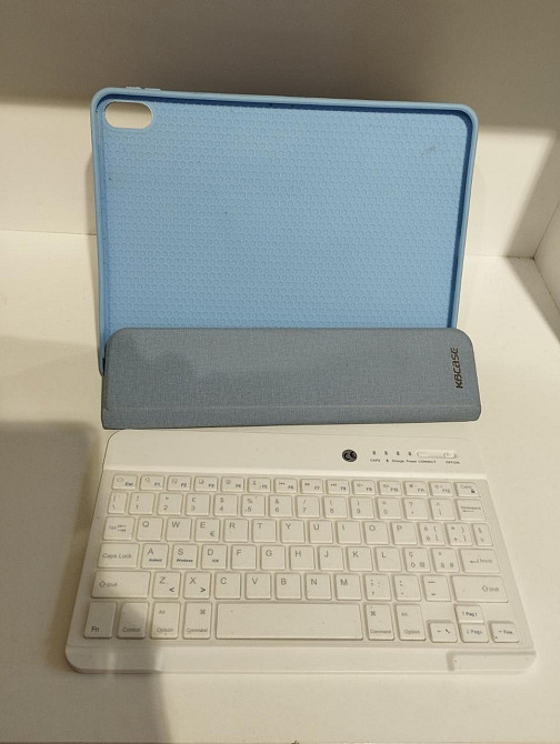 Чехол KBCASE для iPad Air 11 дюймов (M3/M2) 2025/2024 с клавиатурой, Чехол клавиатура для iPad Air 5-го/4-го поколения Б/У Киев - изображение 2
