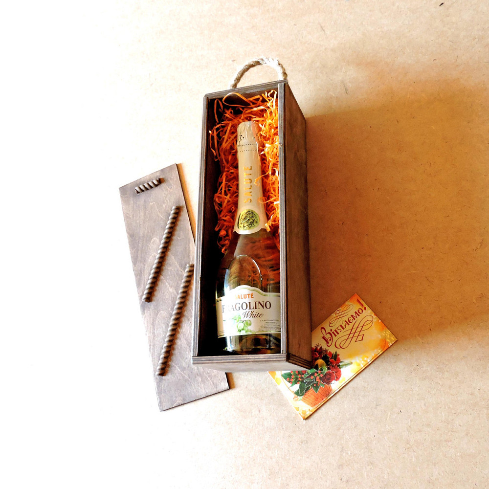 Подарочная коробка 