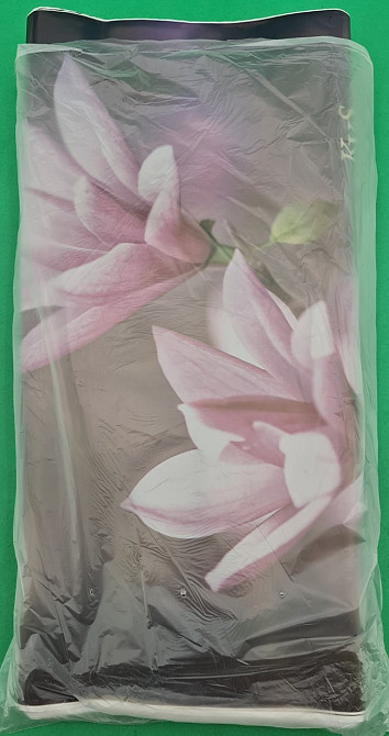 Пакет средний, плотный, ламинированный с петлевой ручкой