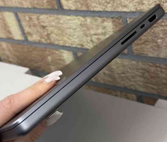 Ноутбук Used MacBook Pro 14 M1 16/512Gb. Space. Харьков