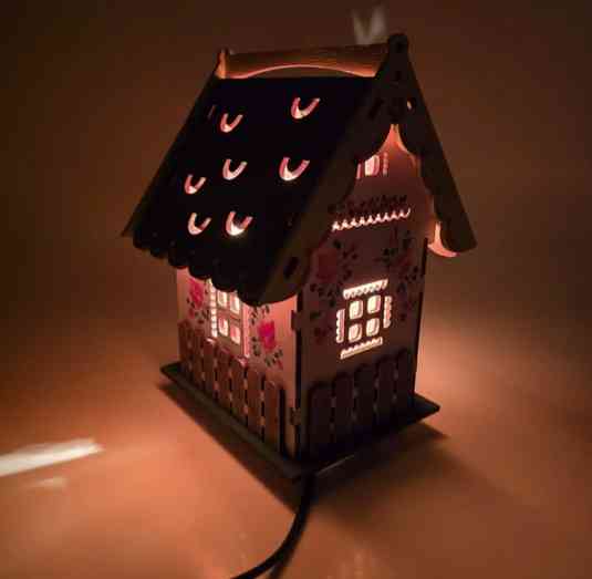 Лампа соляная в украинском стиле Домик Киев