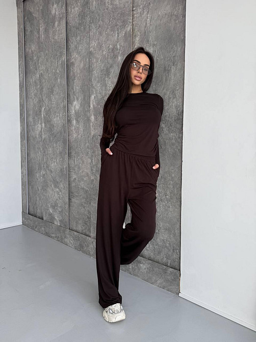 Женский стильный базовый костюм из мягкой эластичной ткани. Шоколад, 46/48 Одесса - изображение 2