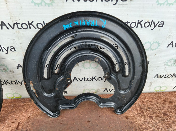 Захисний кожух гальмівного диска задній правий Nissan Primastar 2001-2013 (8200741199) Ковель - фото 1