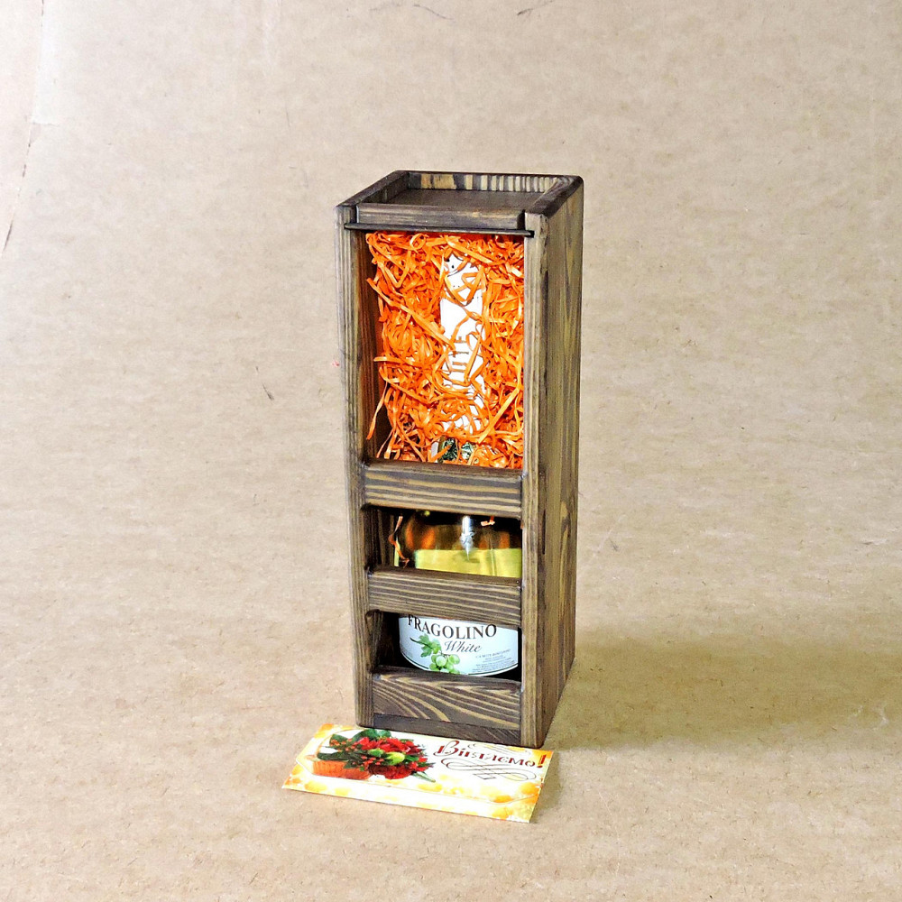 Подарочная коробка 