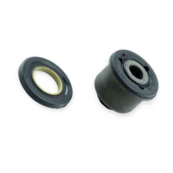 Сайлентблок переднего Ситроен C5 01- передний рычага Мукачево