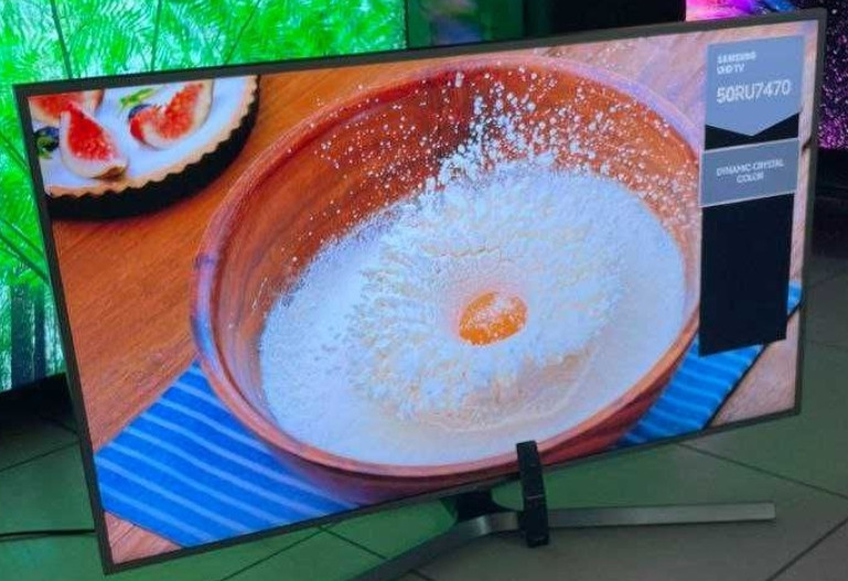 Телевізор Безрамний: 50" Smart 4K UHD, Samsung 50RU7450. Київ - фото 1