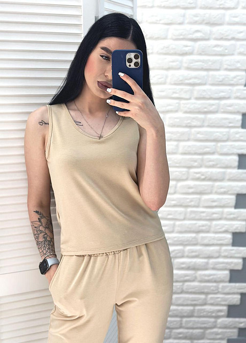 Спортивный трикотажный костюм тройка 