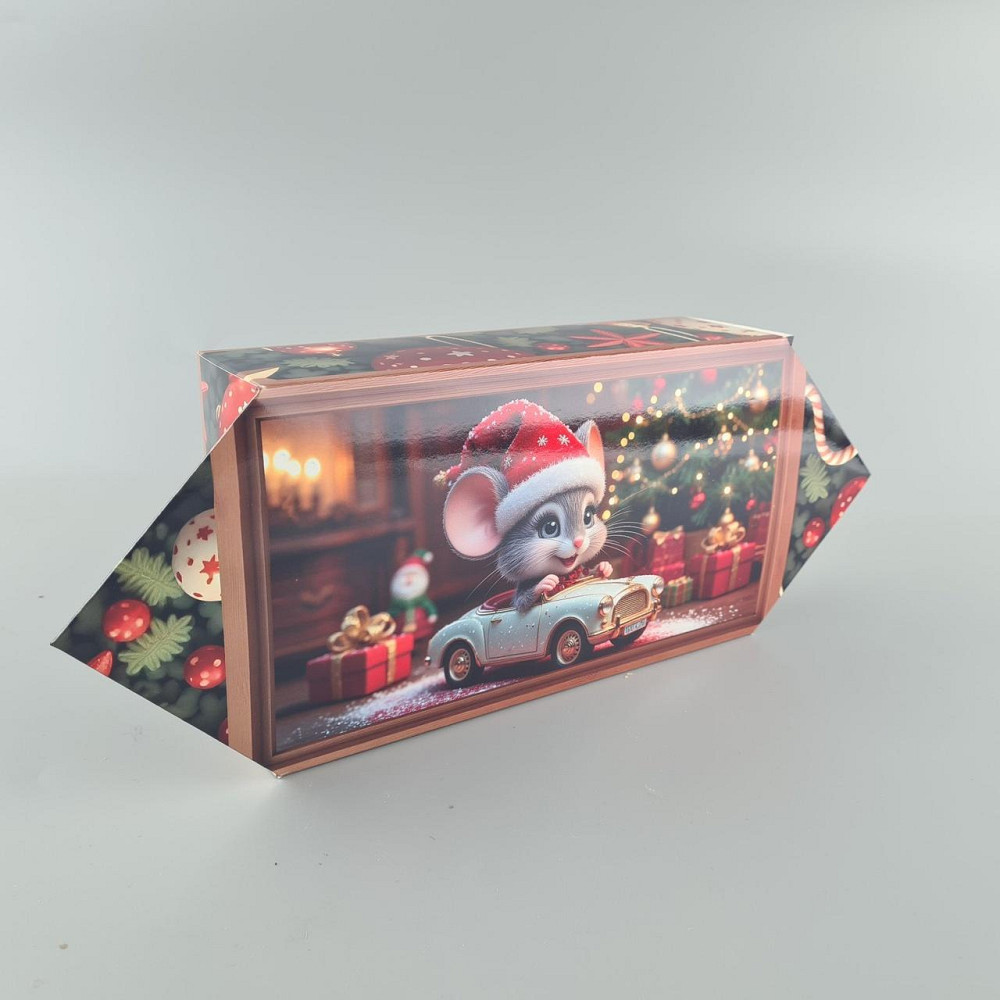 Новорічна подарункова картонна упаковка для цукерок (500 гм) No238 "Мишеня й кошеня" (1 шт.) Харків - фото 1