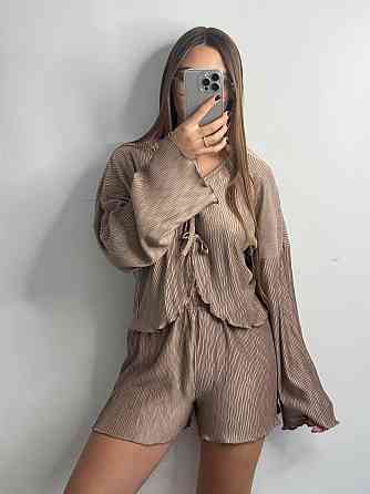 Жіночий комплект зі стрейч-плісе: кофточка та шорти Капучино M-L Харків