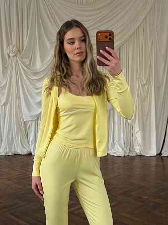 Жіночий повсякденний костюм-трійка: кофта топ і штани з мікродайвінгу Лимонний, 48/50 Одеса