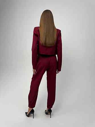 Женский базовый брючный костюм: укороченный пиджак и брюки креп-костюмка + подкладка Марсал, 42/44 Одесса