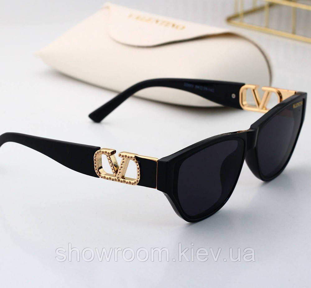Женские солнцезащитные очки Valentino (22051) black Киев - изображение 2