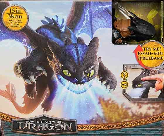 Приручить дракона Беззубик дышащий огнем Dreamworks Dragons.  ОРИГІНАЛ! Харьков