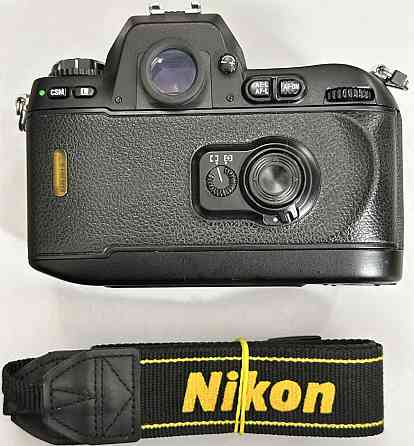 Nikon F 100 Nikon F 100. Харків