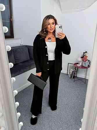 Жіночий базовий в'язаний костюм, двойка машинне в'язання з ангорою Чорний Одеса