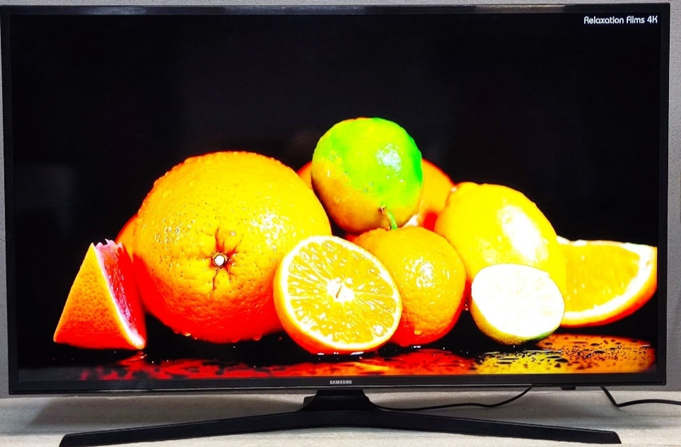 Телевизор: Samsung UE40KU6099 (40