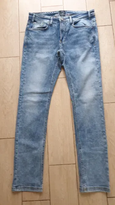 Новые мужские джинсы "Cropp". Размер 32. Одесса - изображение 1