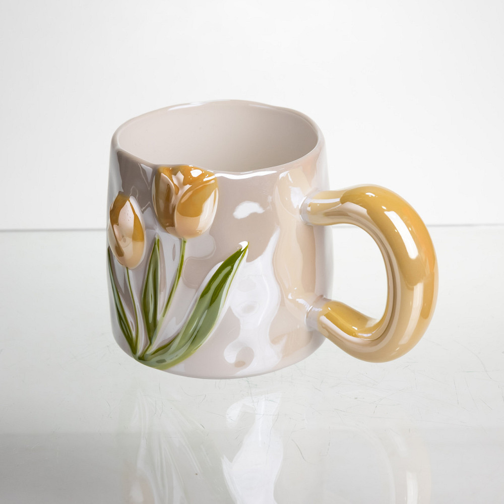 Yiwu Новорічна порцелянова чашка для чаю та кави "Ніжний Тюльпан" з 3D-декором 400 мл, святкова Коломыя - изображение 4