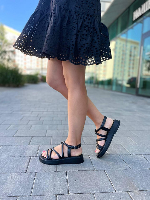 Edan Instruments Шкіряні босоніжки жіночі чорні на платформі EDAN 326 літні р. 36-40 / Сандалі Коломыя - изображение 1