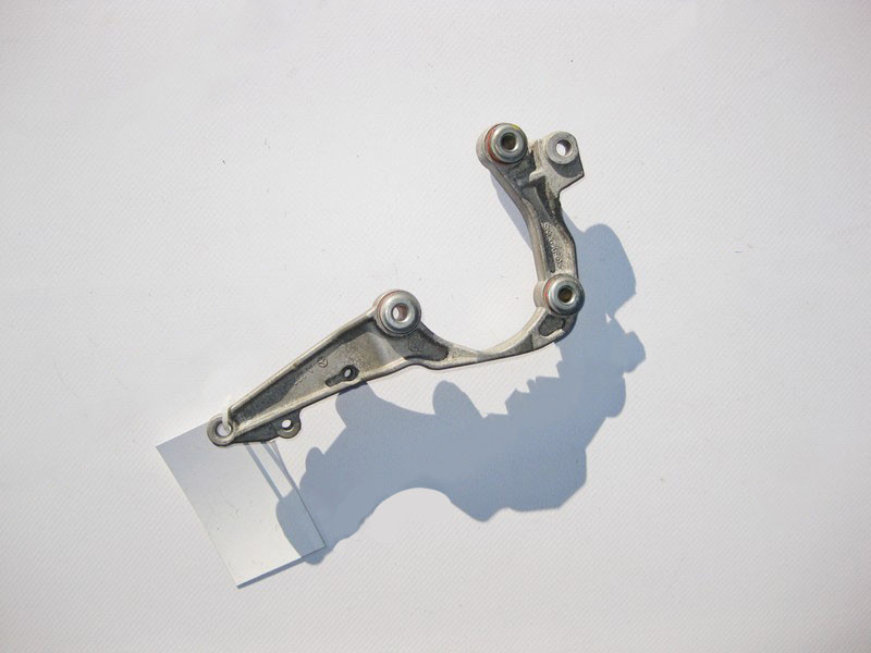 Mercedes-Benz  A2721413540 Кронштейн насоса продування каталізаторів двигунів M272 V6 2.5 3.0 3.5л M273 V8 4.6 5.5л Одеса - фото 2
